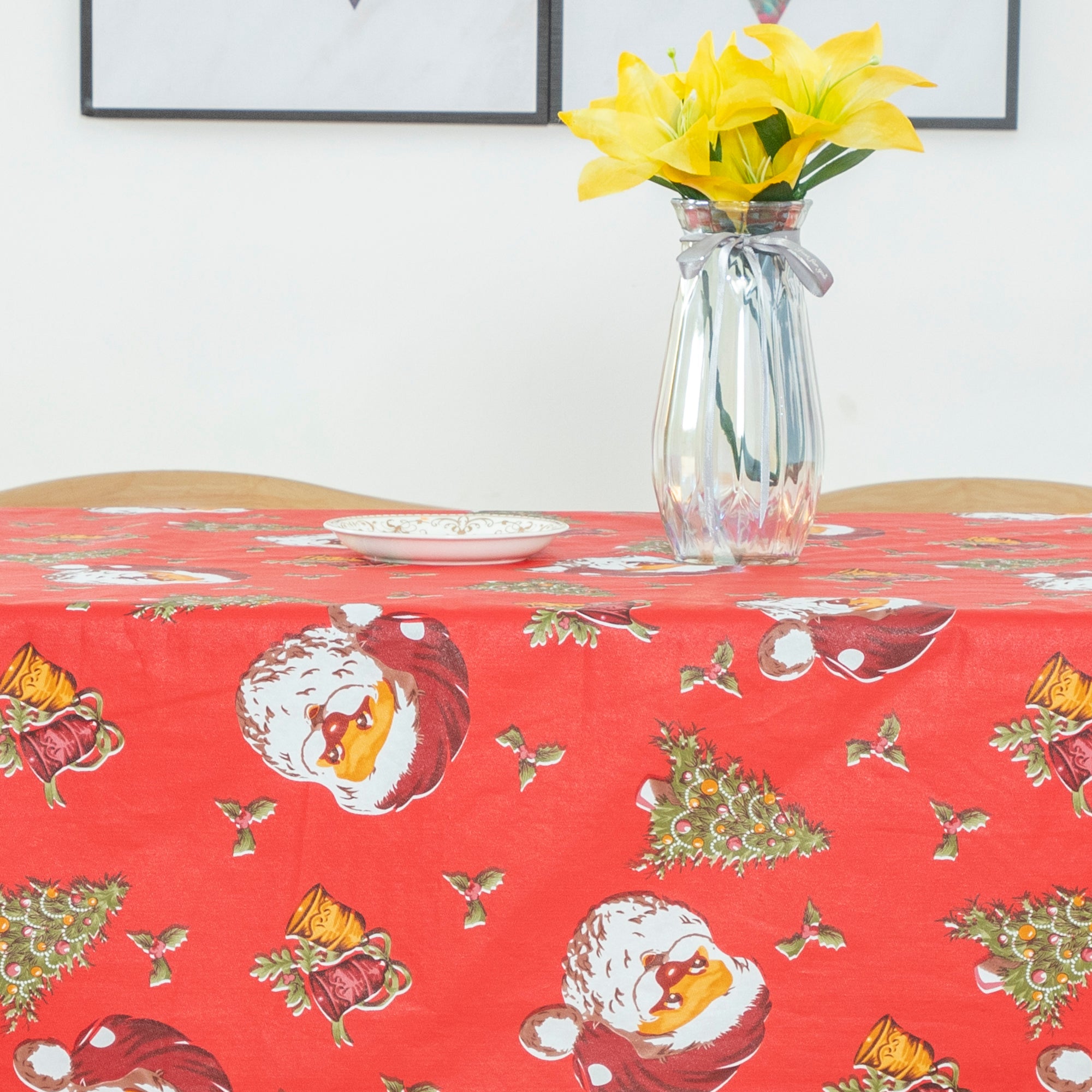 Happy Christmas Tablecloth Happy Cute Santa Claus Vinyl Surface with Flannel Backing Oilcloth Waterproof holiday (Red type)
