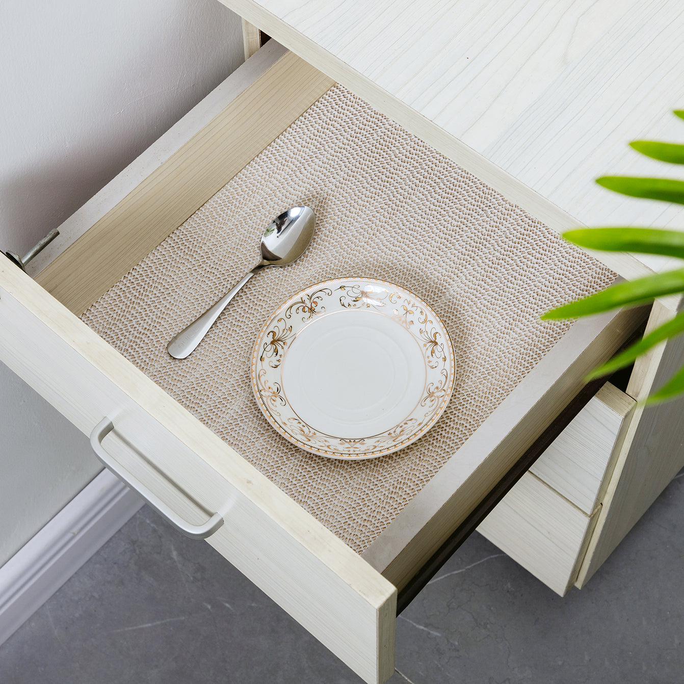 RAY STAR Light Beige Drawer and Shelf Liner, Strong Grip, Non Adhesive Easiest Install Mat, for Kitchen Cabinets, Drawers, Cupboards and Bathroom Shelves