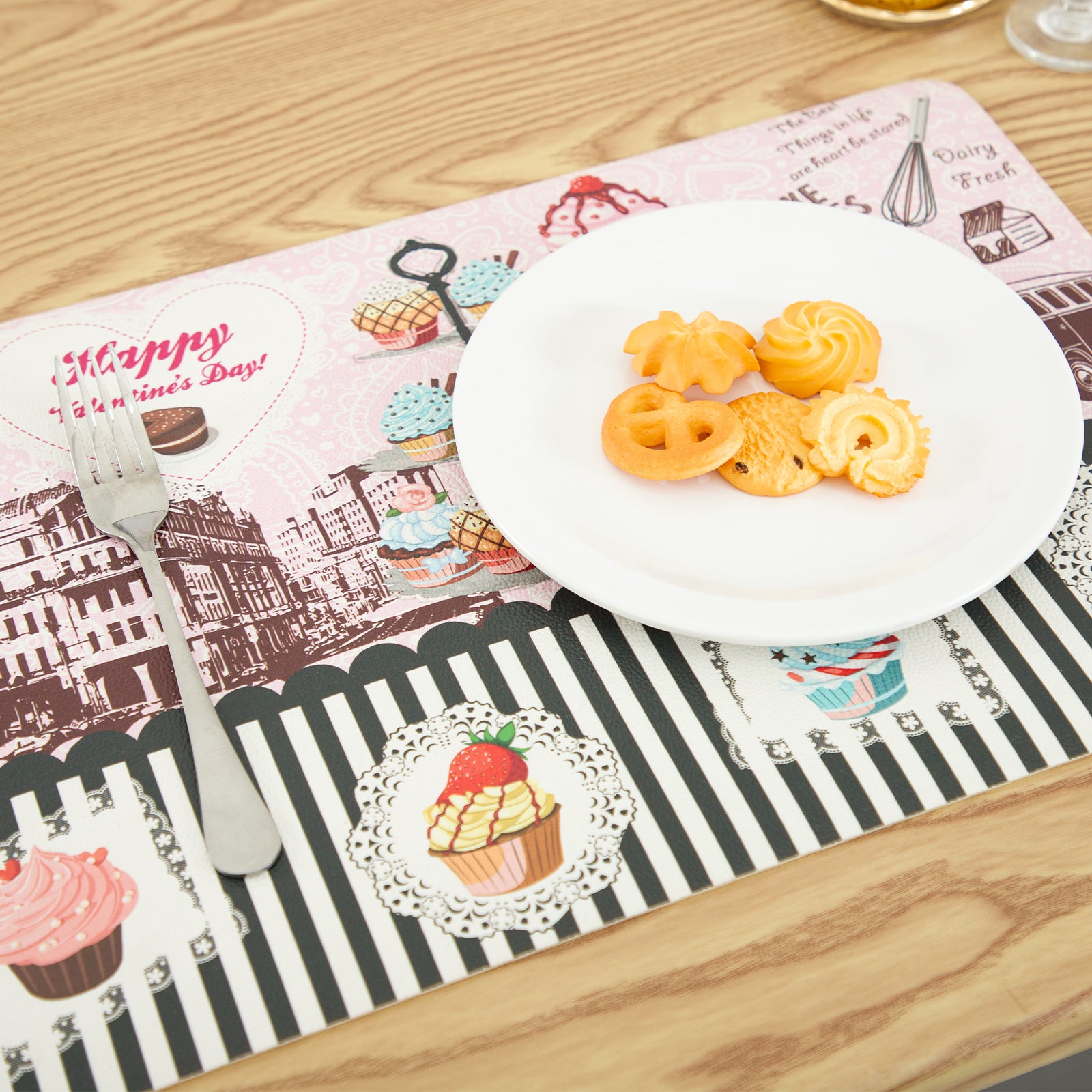 RAY STAR Set of 4 Foam Placemat Vintage Cupcake Valentine's Day