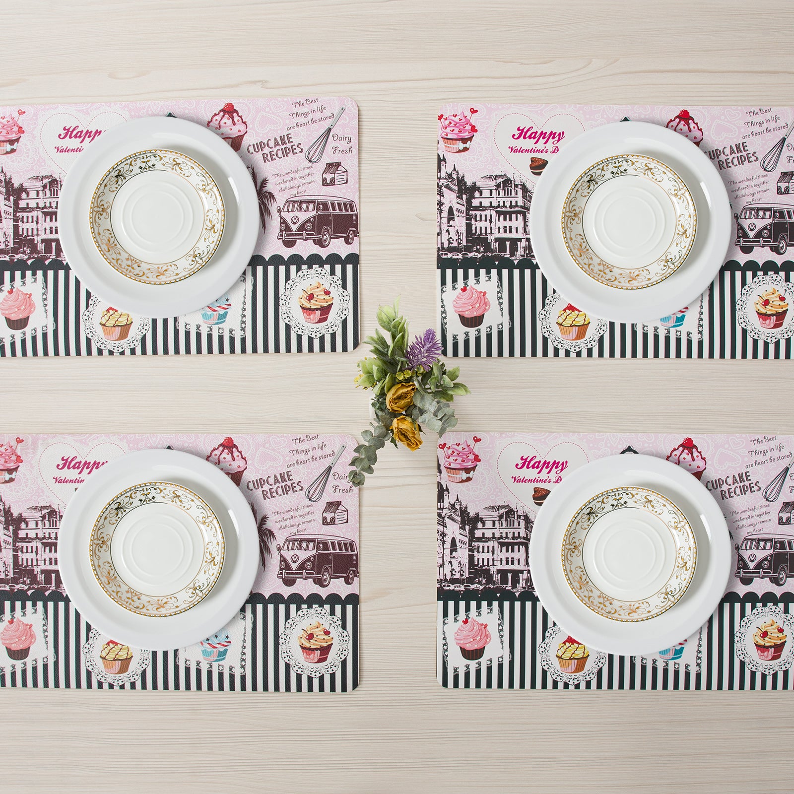 RAY STAR Set of 4 Foam Placemat Vintage Cupcake Valentine's Day
