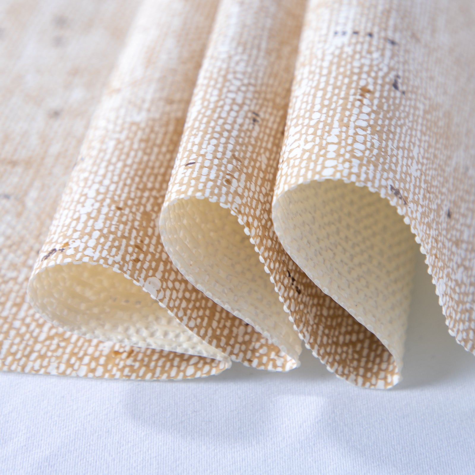 RAY STAR Golden Design Grip Shelf Liner Non Adhesive, Strong Grip Bottom, Easy Clean Kitchen Drawer, Cabinet, Cupboard Dresser Protector Cover, Non Slip Mat (Beige)