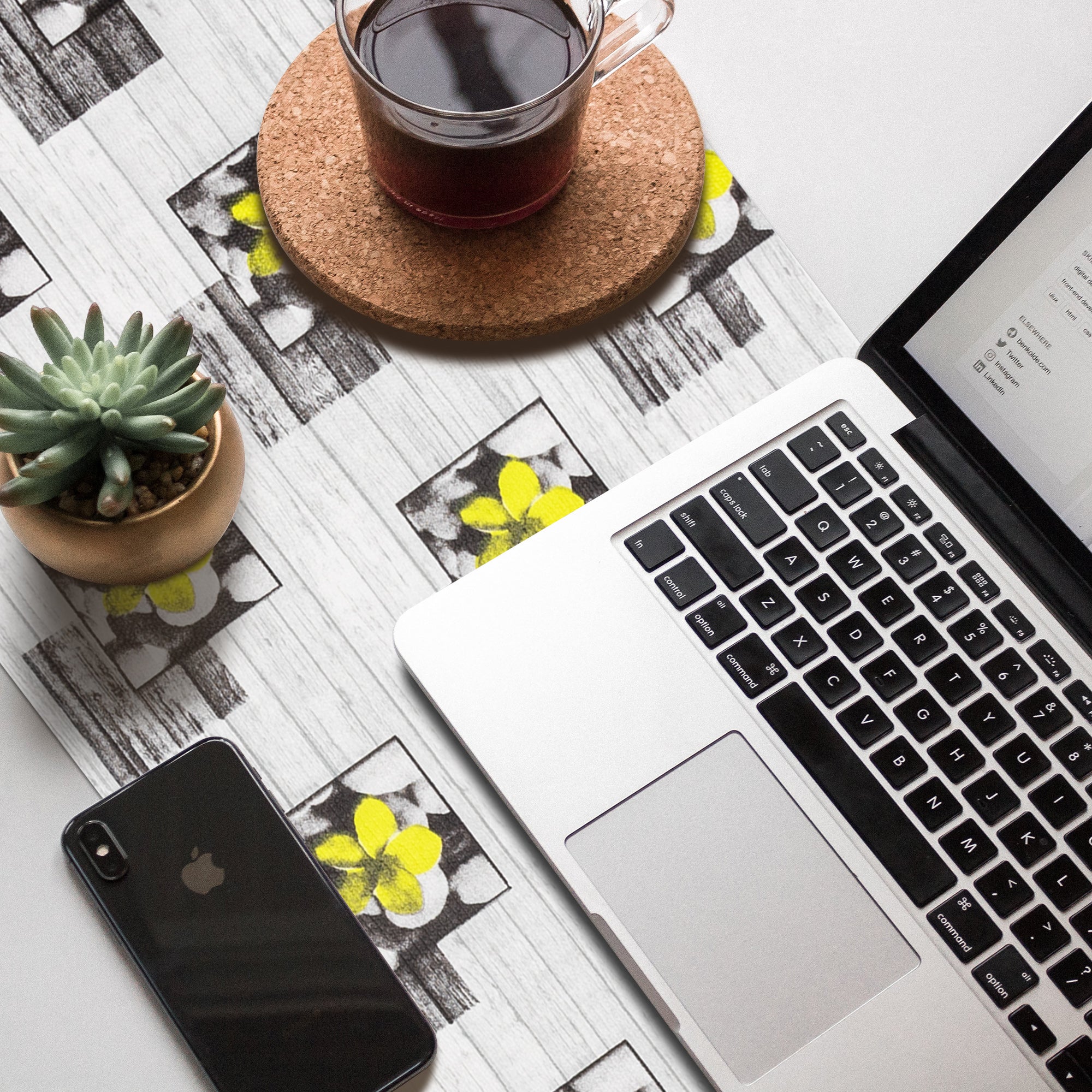 RAY STAR Grip Shelf Liner Non Adhesive, Easy Clean Kitchen Drawer, Cabinet, Cupboard Dresser Protector Cover（Cute little yellow flower)