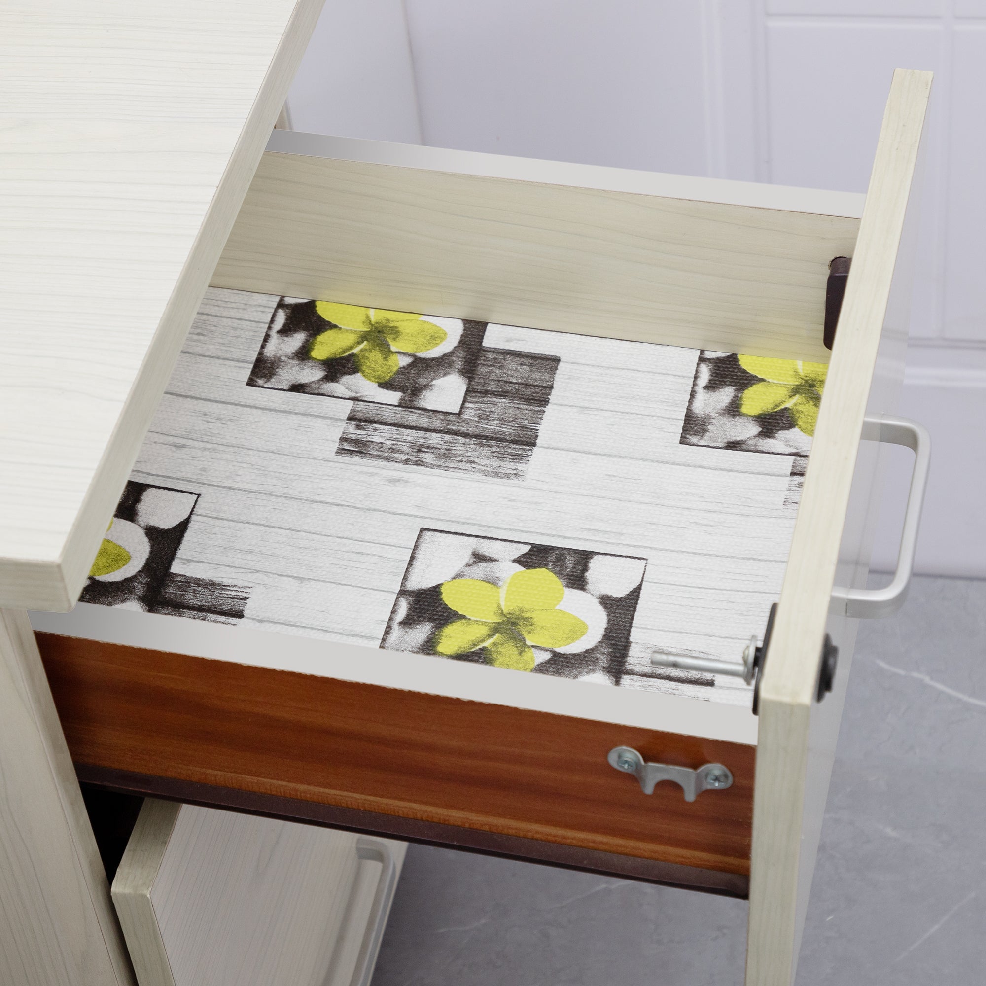 RAY STAR Grip Shelf Liner Non Adhesive, Easy Clean Kitchen Drawer, Cabinet, Cupboard Dresser Protector Cover（Cute little yellow flower)