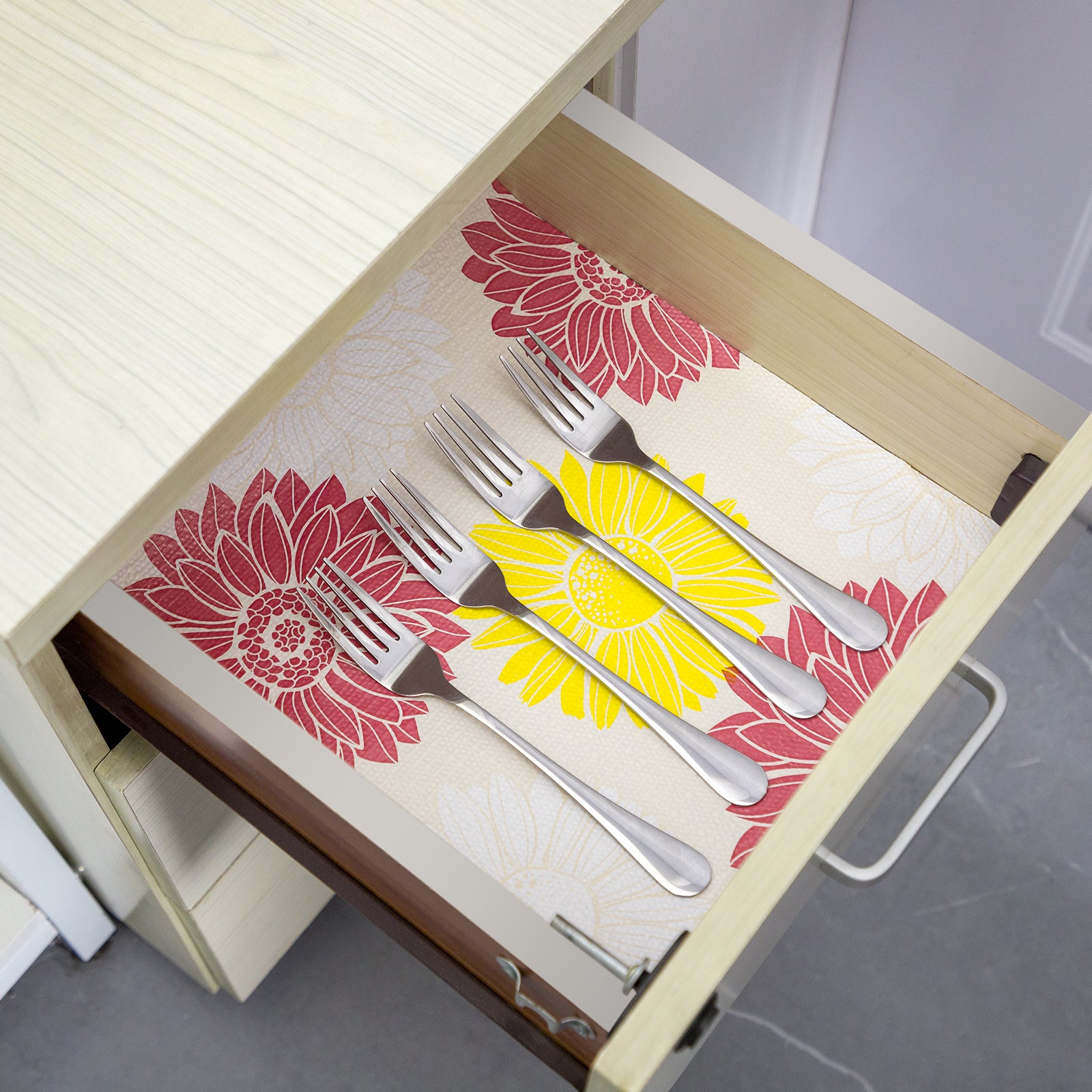 RAY STAR Grip Shelf Liner Non Adhesive, Easy Clean Kitchen Drawer, Cabinet, Cupboard Dresser Protector Cover（Pink beautiful flowers)