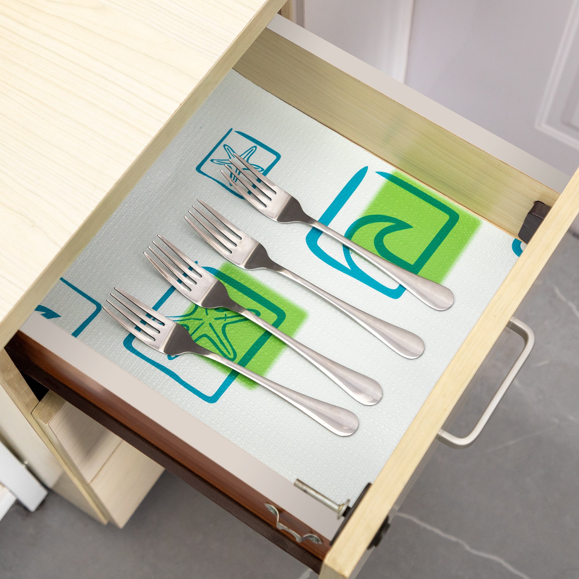 RAY STAR Grip Shelf Liner Non Adhesive, Easy Clean Kitchen Drawer, Cabinet, Cupboard Dresser Protector Cover（Green Ocean Elements)