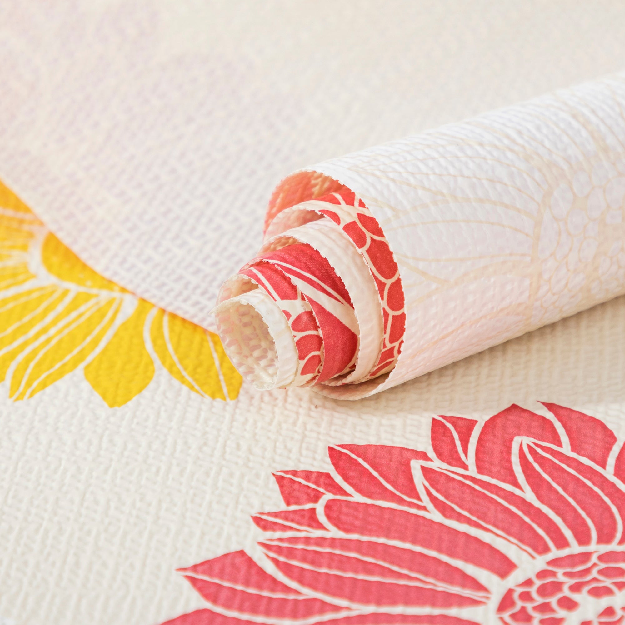 RAY STAR Grip Shelf Liner Non Adhesive, Easy Clean Kitchen Drawer, Cabinet, Cupboard Dresser Protector Cover（Pink beautiful flowers)